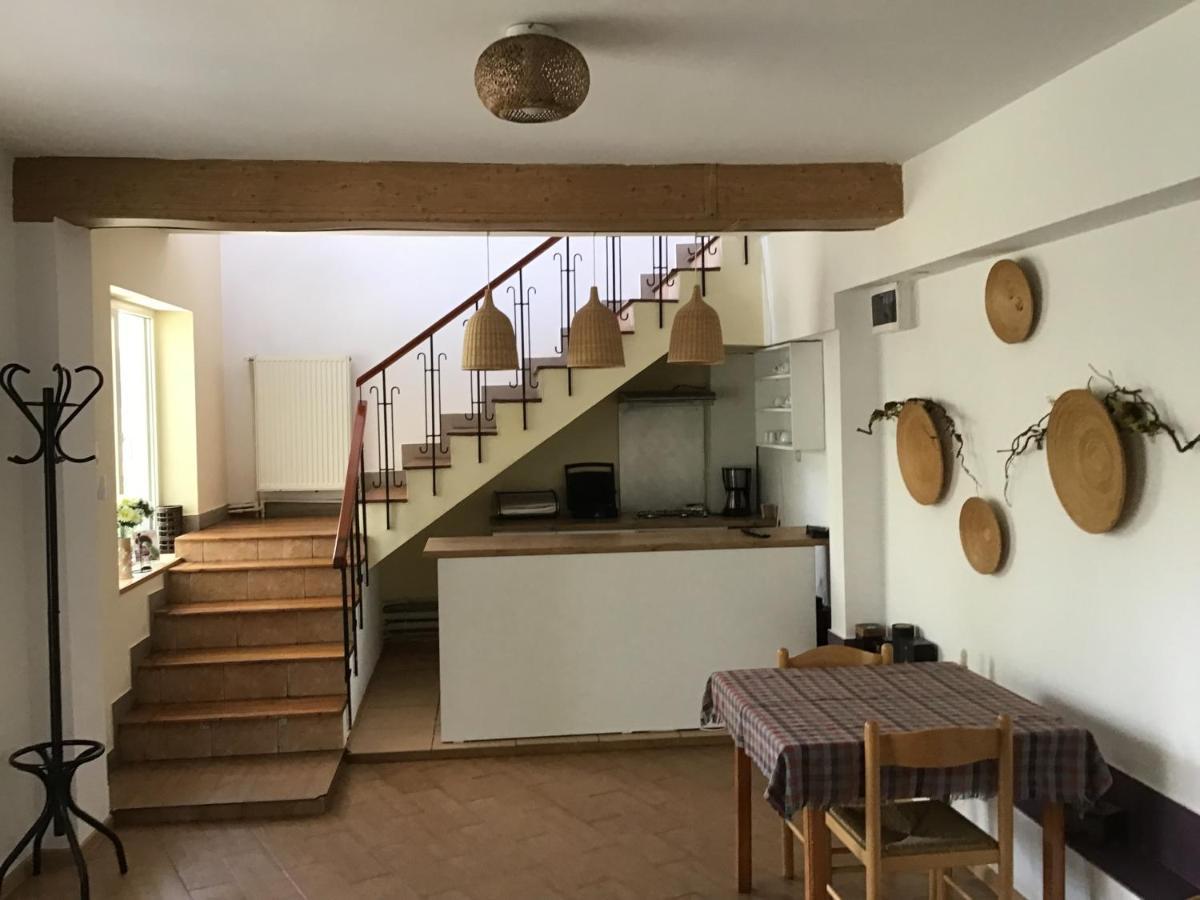Villa Siret Sendreni Kültér fotó