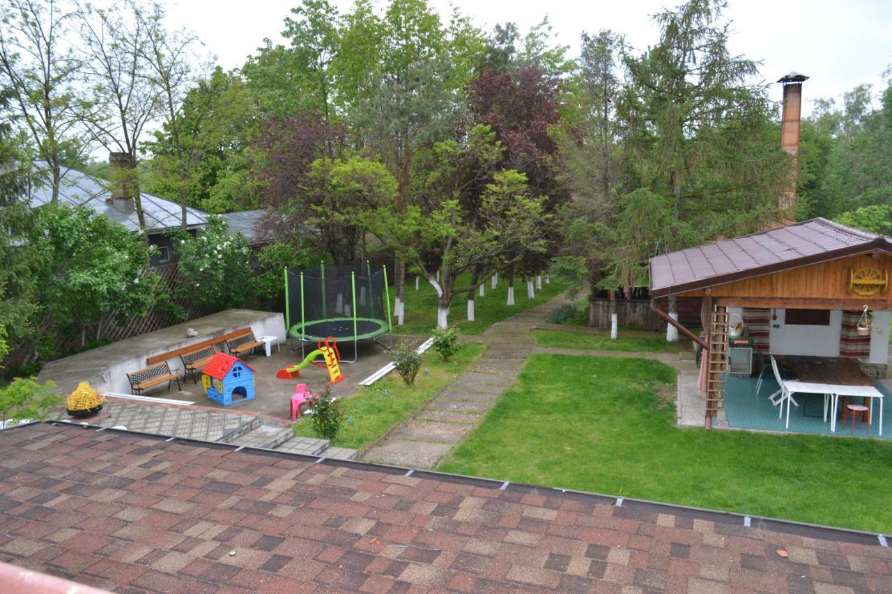 Villa Siret Sendreni Kültér fotó